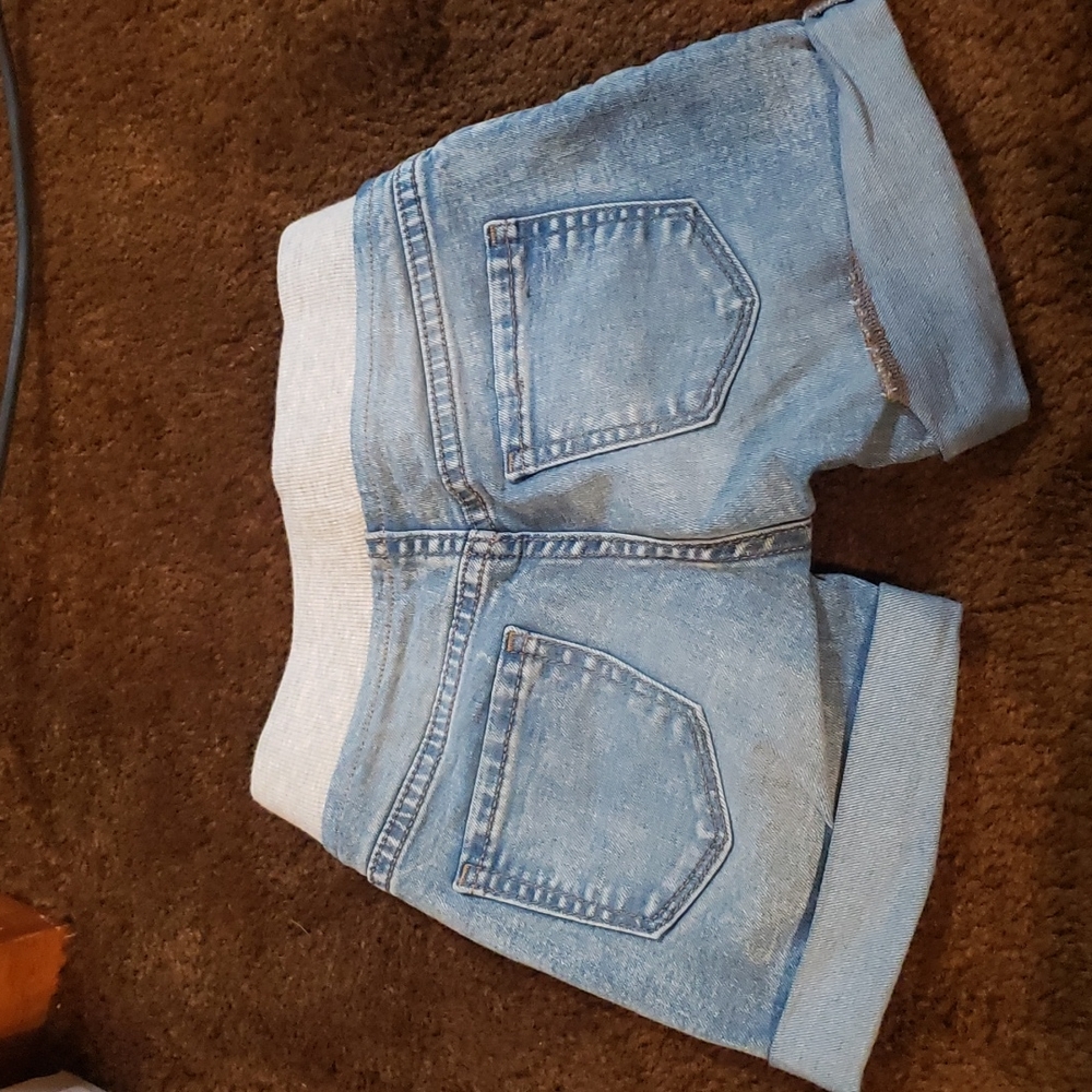 Shorts - Picture 2 of 2